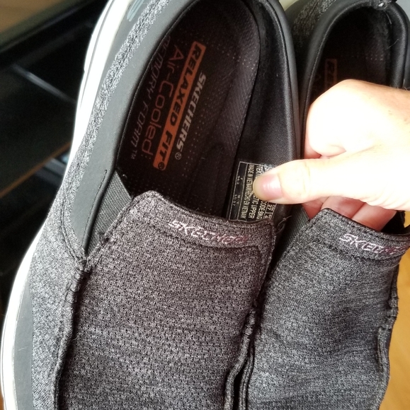 Mens sketchers memory foam shoes 9 - Picture 2 of 4